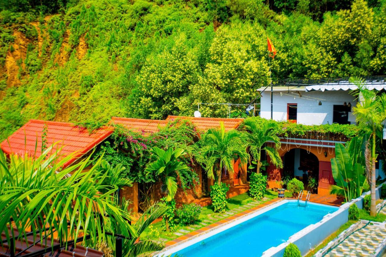 Phong Nha Hillside View Bungalow Exterior photo